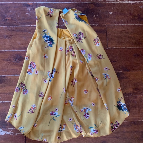 Twik: yellow sleeveless blouse - Picture 2 of 3